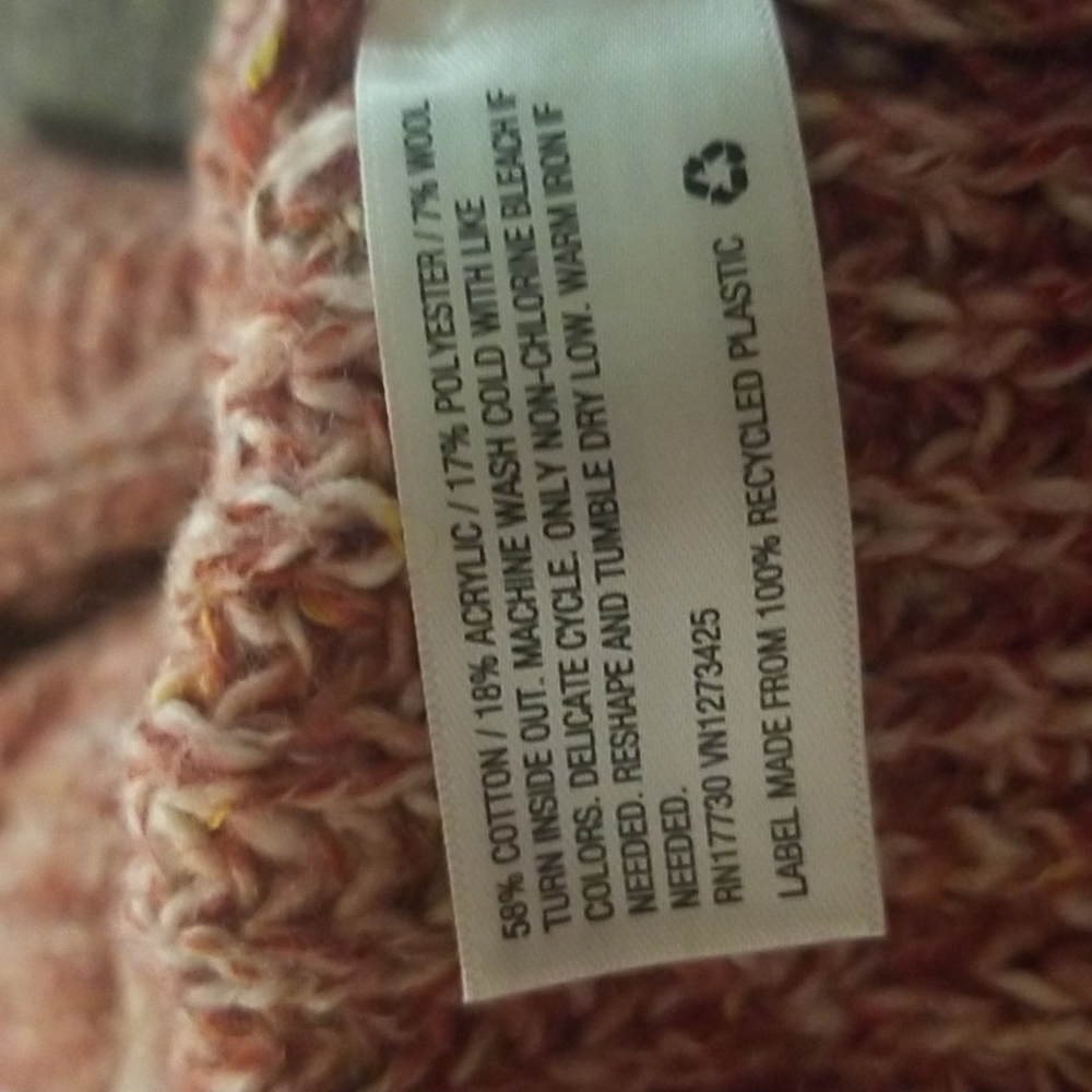 Wool blend sweater universal thread small NWT - image 4